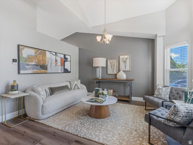 Property Photo: 558 E Cherry Plum Ct UT 84070