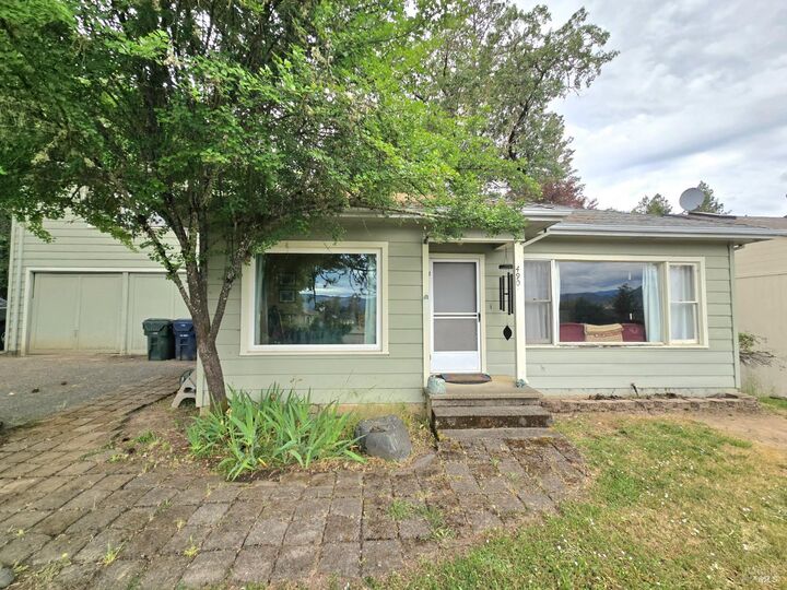 Property Photo:  490 North Street  CA 95490 