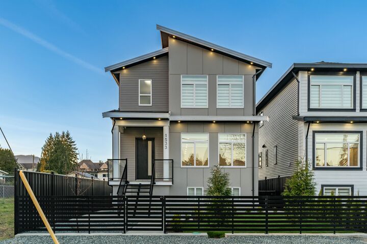 1533 Manning Avenue — photo 1