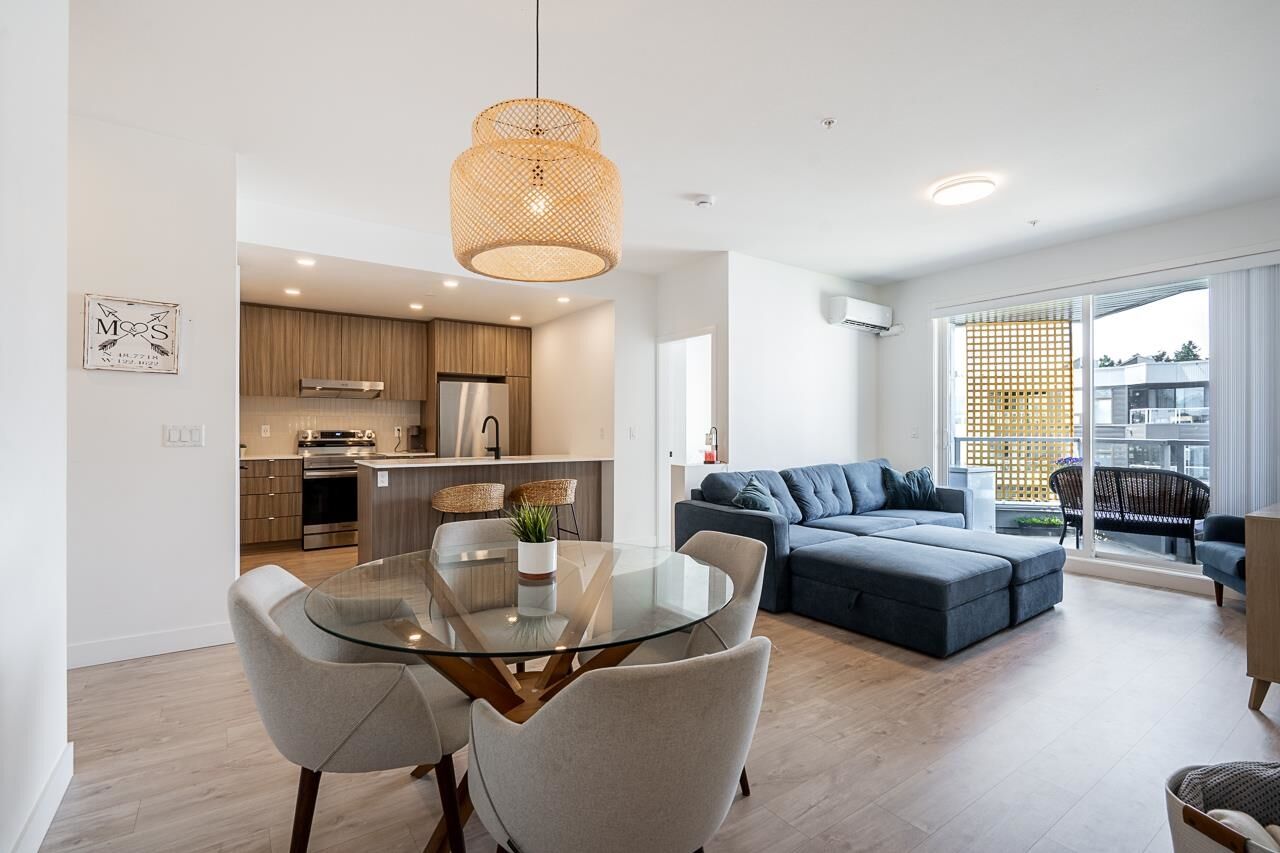 Property Photo: 32838 Landeau Place 609 BC V2S 0M6