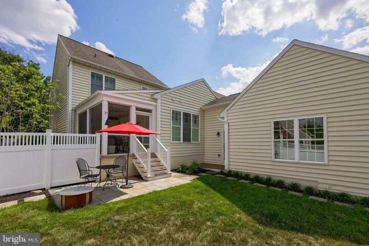 Property Photo:  1416 Picket Drive  PA 17601 