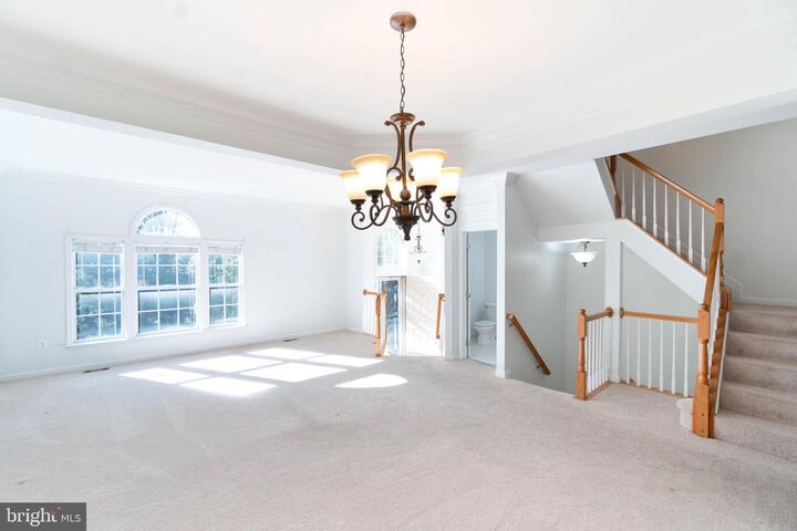 Property Photo: 1304 S Washington Street VA 22046
