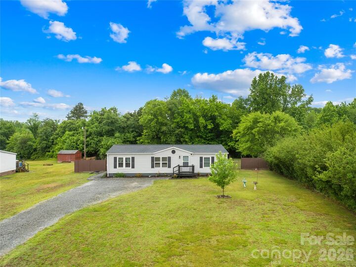 Property Photo:  139 Gayle Drive  NC 28166 