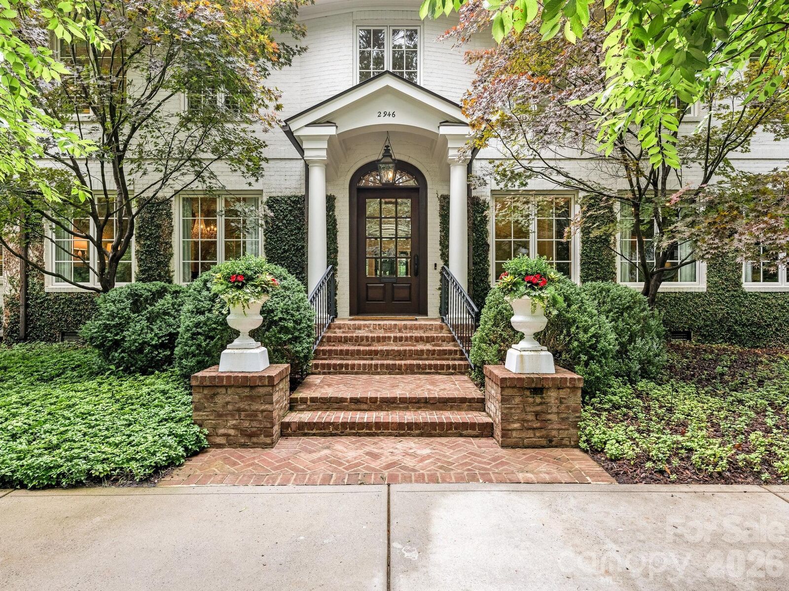 Property Photo: 2946 Wheelock Road NC 28211
