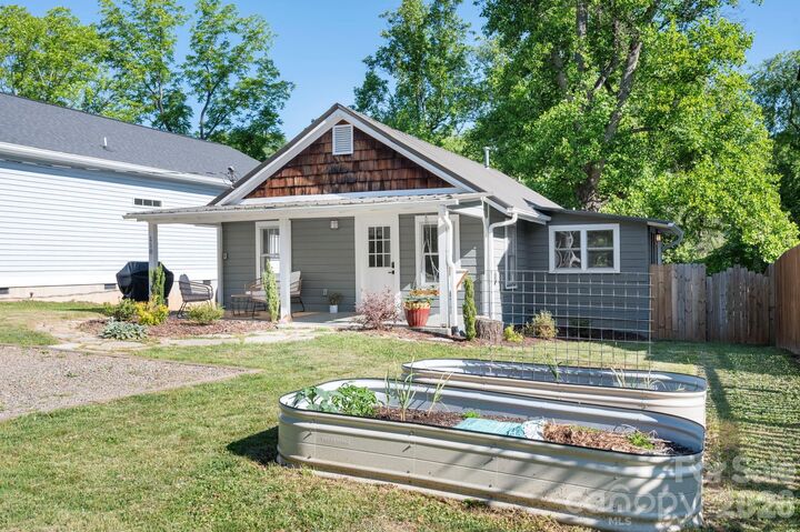 Property Photo:  110 Le An Hurst Road 2  NC 28803 