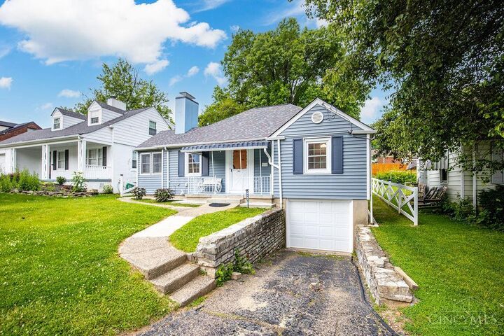 Property Photo: 2933 Boudinot Avenue OH 45238