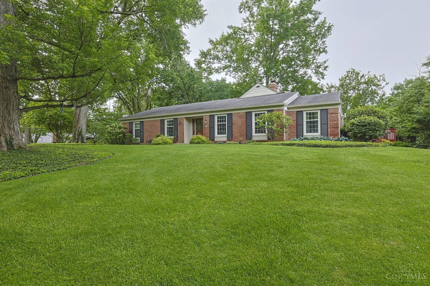 Property Photo:  297 Ritchie Avenue  OH 45215 