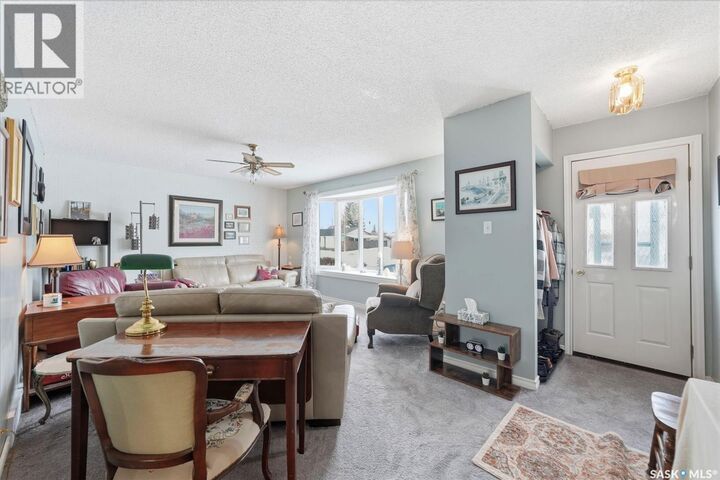 Property Photo:  313 7th Avenue W  SK S0K 4T0 