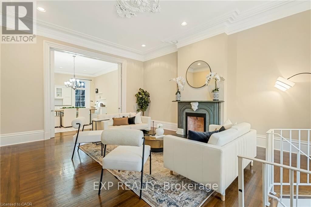 Property Photo:  46 Herkimer Street 2  ON L8P 2G4 