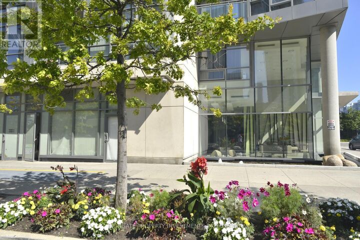 Property Photo:  3 Navy Wharf Court 909  ON M5V 3V1 