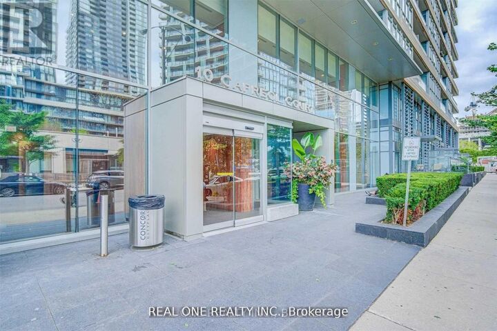 Property Photo:  10 Capreol Court 727  ON M5V 4B3 