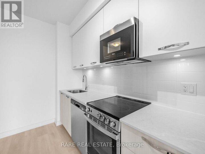 Property Photo:  75 James Street 2104  ON L8P 2Y9 