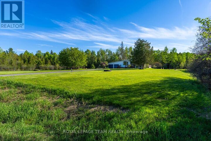 Property Photo:  663 Beavertail Road  ON K0A 1L0 