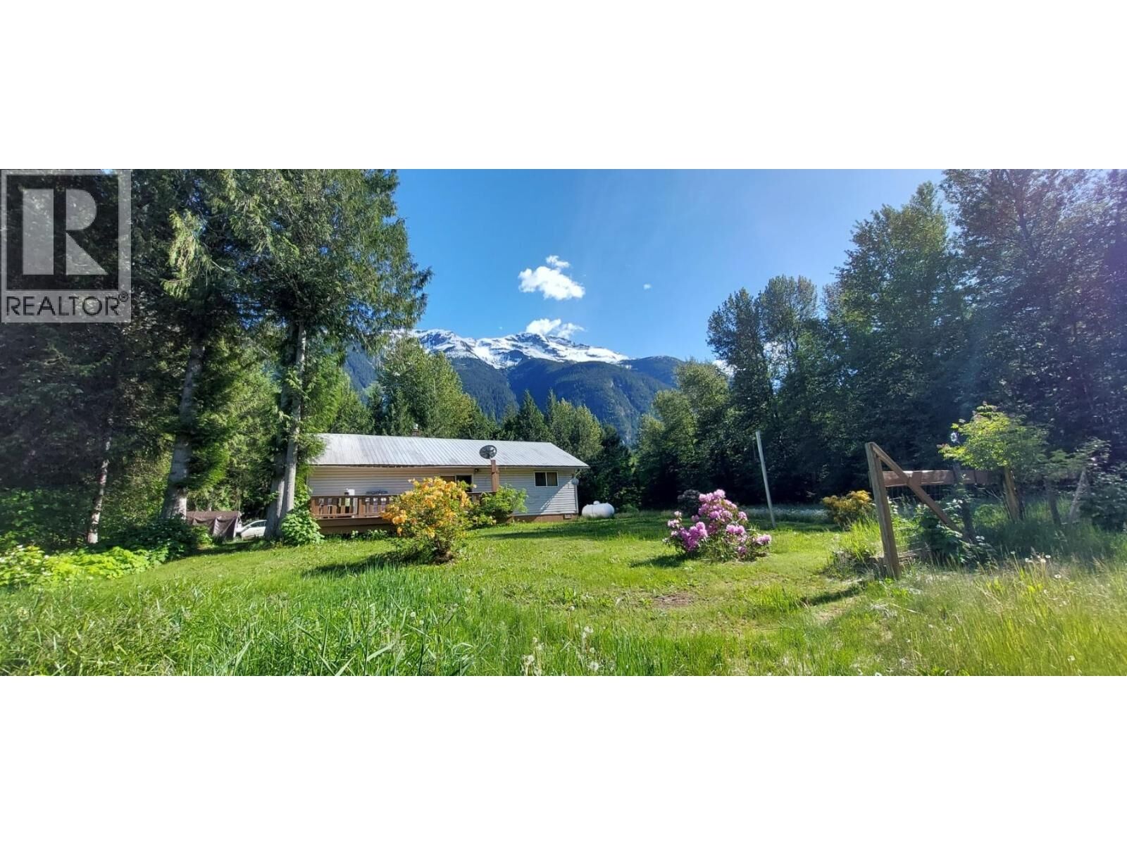 Property Photo:  2250 Mackenzie 20 Highway  BC V0T 1H0 