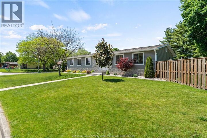 Property Photo: 2895 Stillmeadow ON N8R 1M9