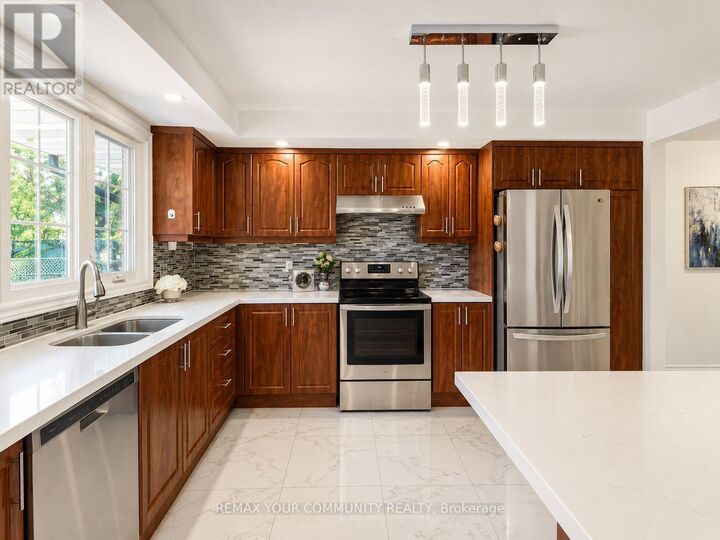 Property Photo: 126 Simonston Boulevard ON L3T 4L8