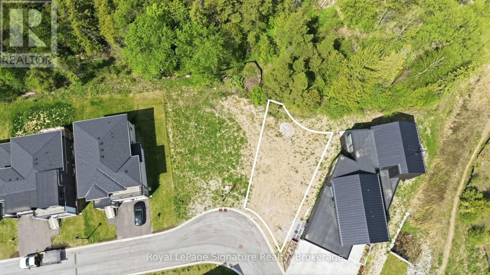Property Photo:  118 Sebastian Street  ON N0H 1J0 