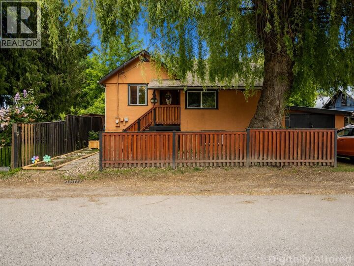 Property Photo:  7310 51 Street Northeast  BC V0E 1K0 
