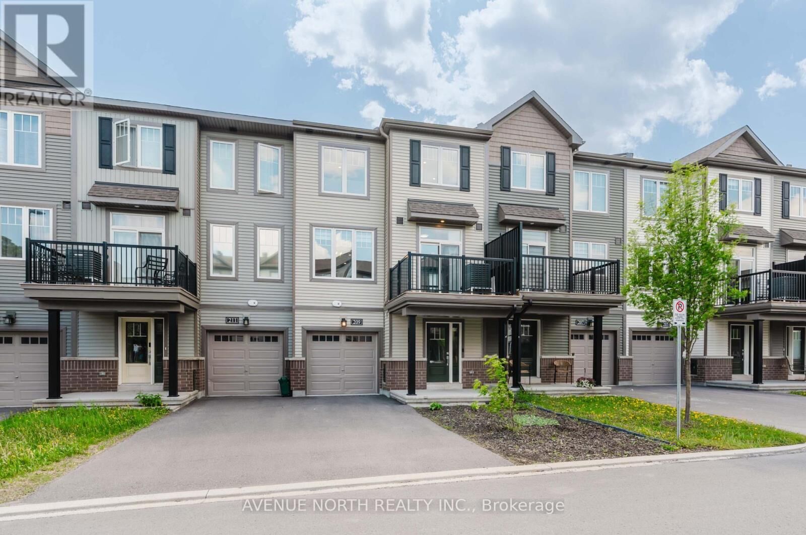 Property Photo:  209 Attwell Private  ON K2K 0P6 
