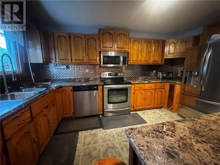 Property Photo:  1381 Marcel Street  ON P3E 4G2 