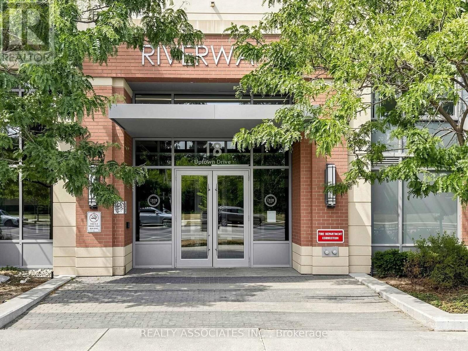 Property Photo:  18 Uptown Drive 721  ON L3R 5M5 