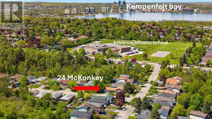 Property Photo:  24 McConkey Place  ON L4N 6H1 