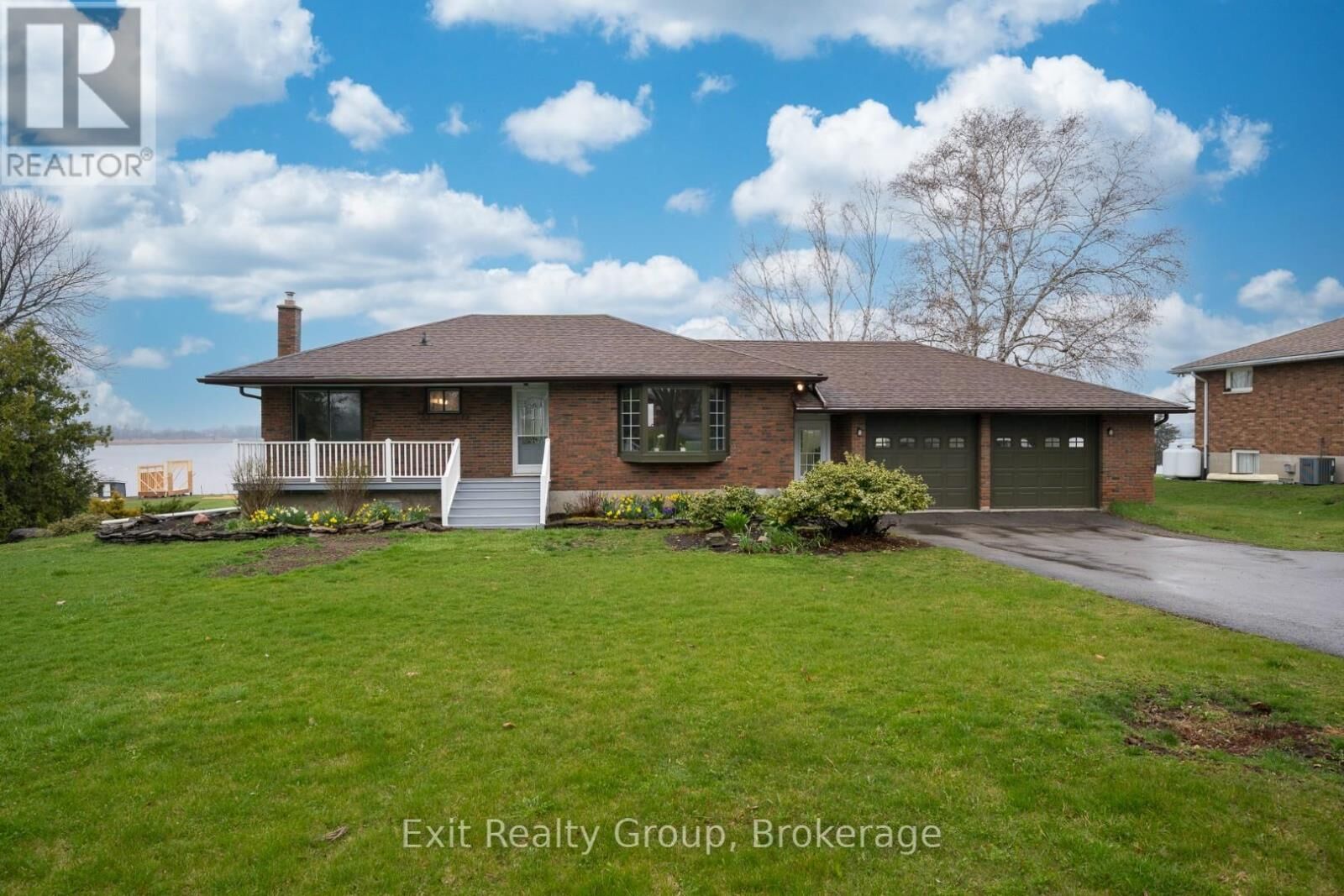 Property Photo: 217 Massassauga Road ON K8N 4Z7