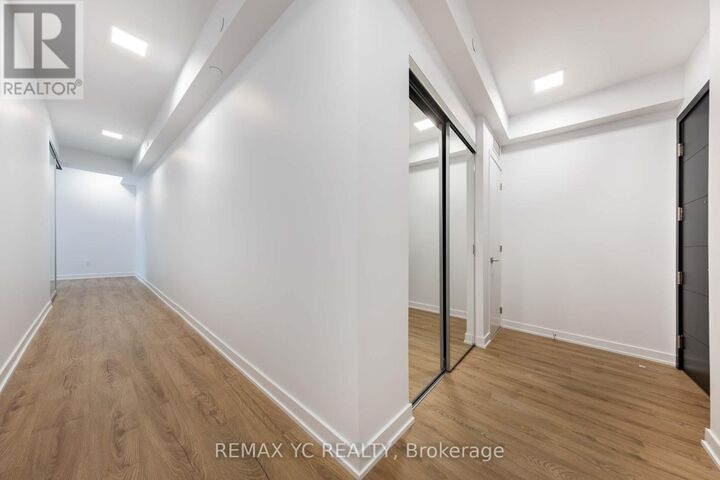 Property Photo:  29 Green Trail Court 610  ON M2K 0J9 