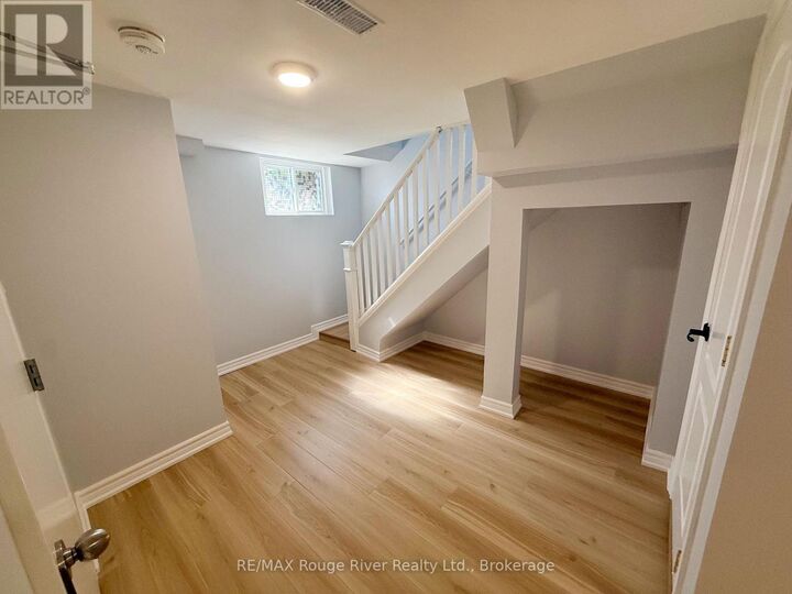 Property Photo:  200 Trent Street East  ON L1N 1L6 