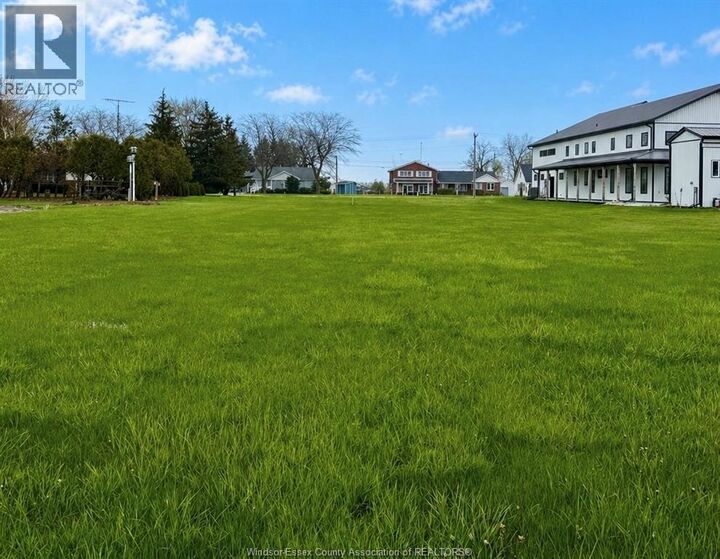 Property Photo:  215 Erie Street South  ON N0P 1W0 