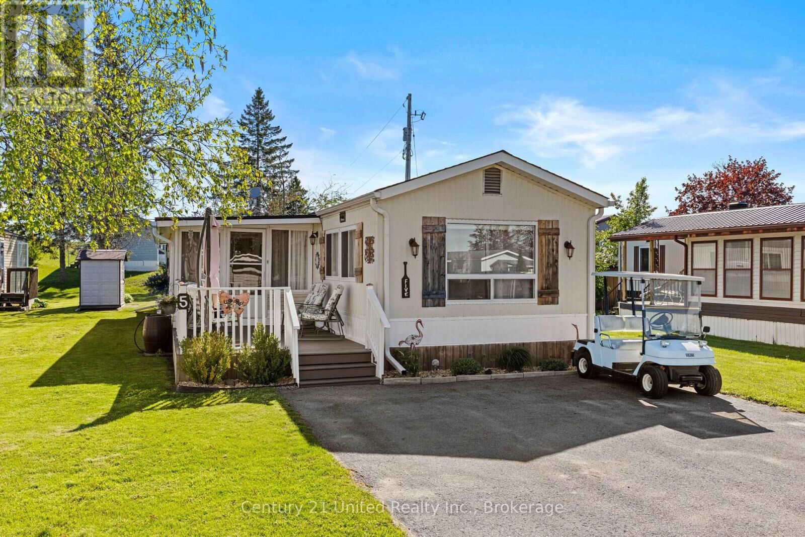 Property Photo:  5 Hillcrest Drive  ON K0L 2G0 