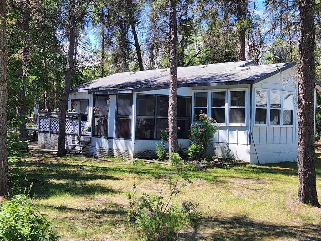 Property Photo:  29 Clonakilty Bay  MB R0E 0E0 