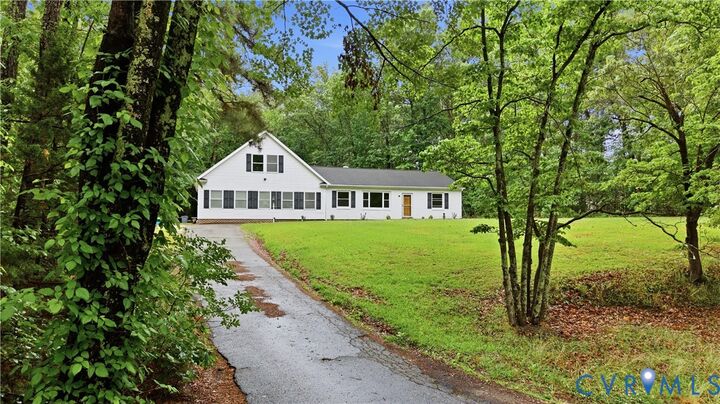 Property Photo:  10152 Georgetown Road  VA 23116 