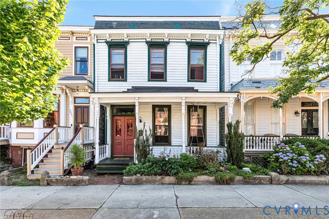 Property Photo: 2819 E Broad Street VA 23223