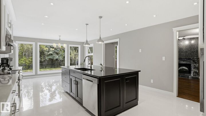 Property Photo:  303 Westridge Road NW  AB T5T 1C4 