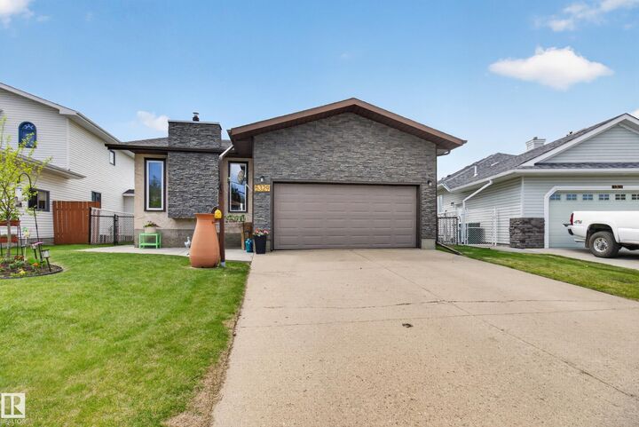 Property Photo:  5329 65 St  AB T0A 2W0 