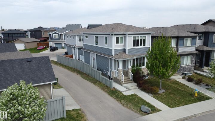 Property Photo: 22124 85 Avenue NW AB T5T 7E4