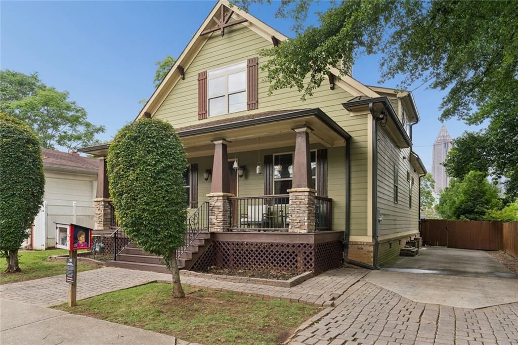 Property Photo:  460 Felton Drive NE  GA 30312 
