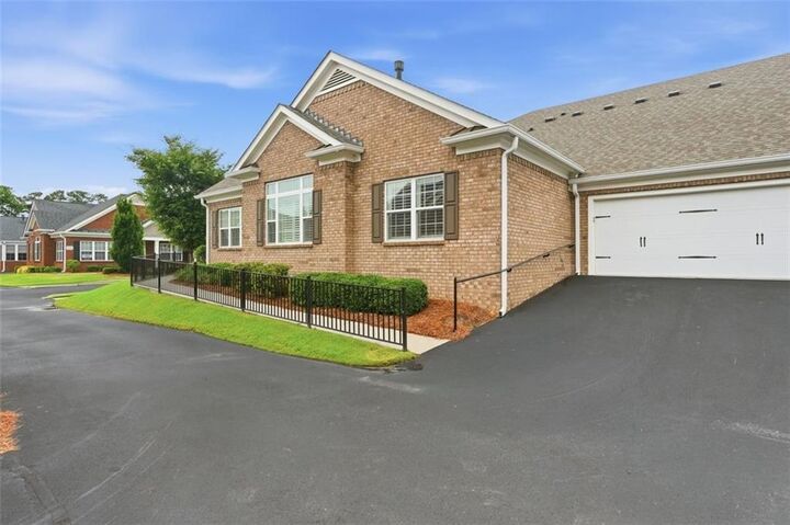 Property Photo:  3328 Tree Ridge Court  GA 30519 