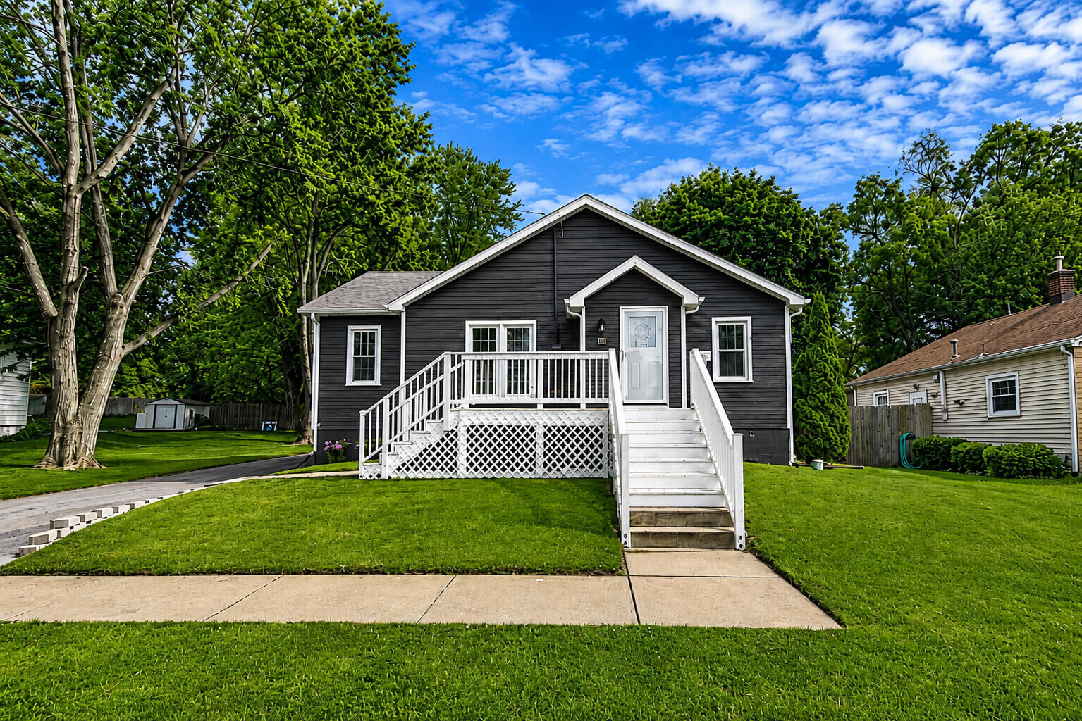 Property Photo: 609 W North Street IN 46307