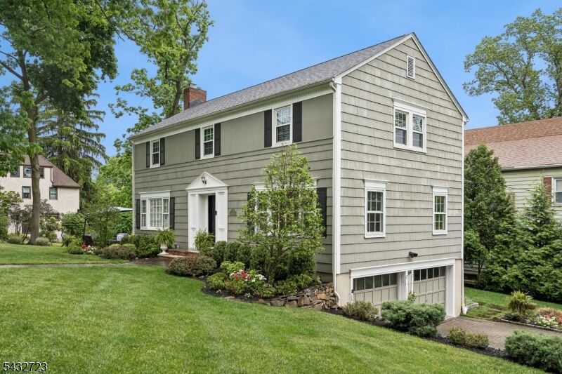 Property Photo:  81 Mountain Road  NJ 07044 