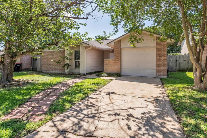 Property Photo:  23819 Griffin House Lane  TX 77493 