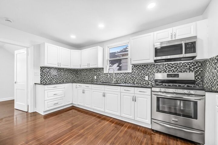 Property Photo:  284 Macarthur Ave 2  NJ 07026 