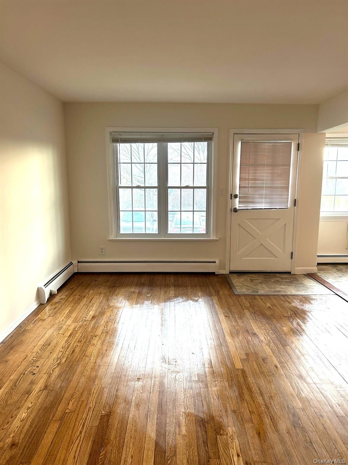 Property Photo:  8 Colonial Road 8  NY 12508 