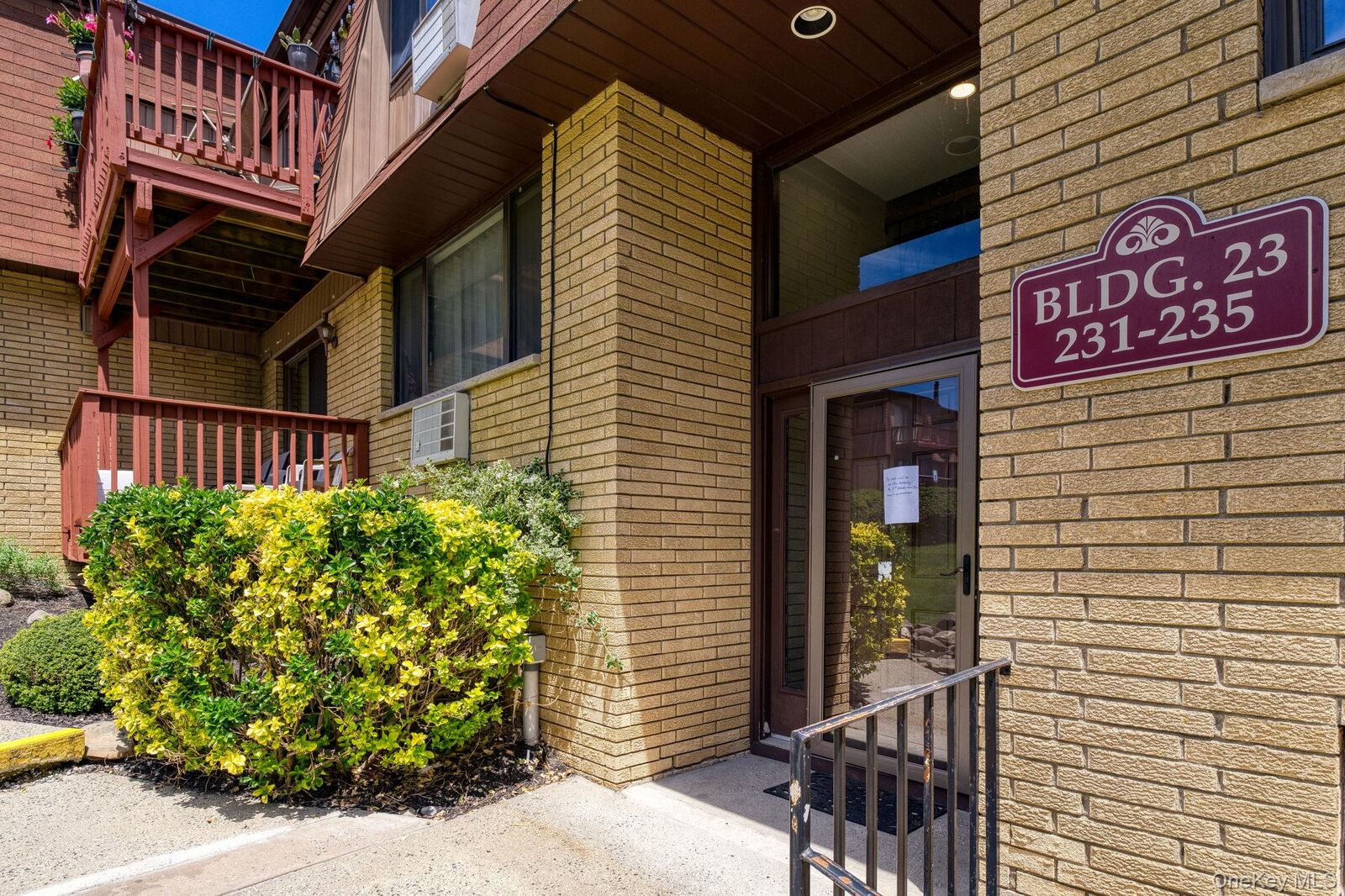 Property Photo:  234 Richard Court 234  NY 10970 