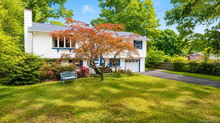 Property Photo:  22 Di Rubbo Drive  NY 10567 