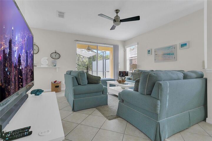 Property Photo: 178 Hammock Court FL 33896
