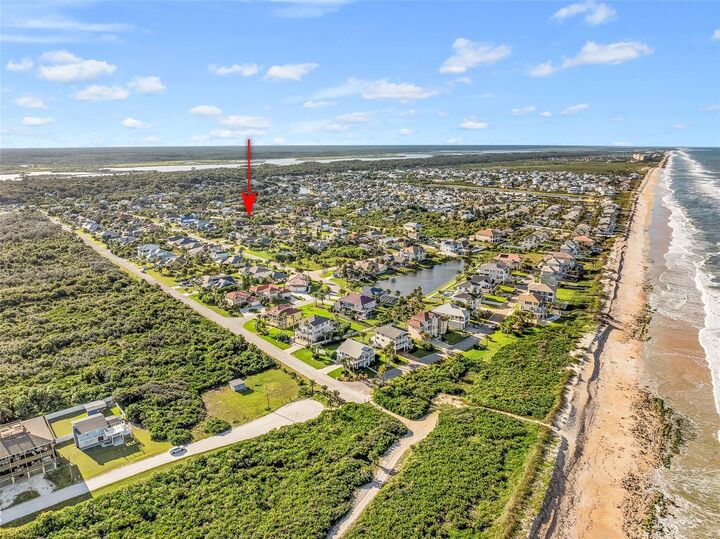 Property Photo: 12 Laurel Drive FL 32137