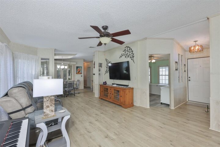 Property Photo:  192 S Port Royal Lane  FL 33572 