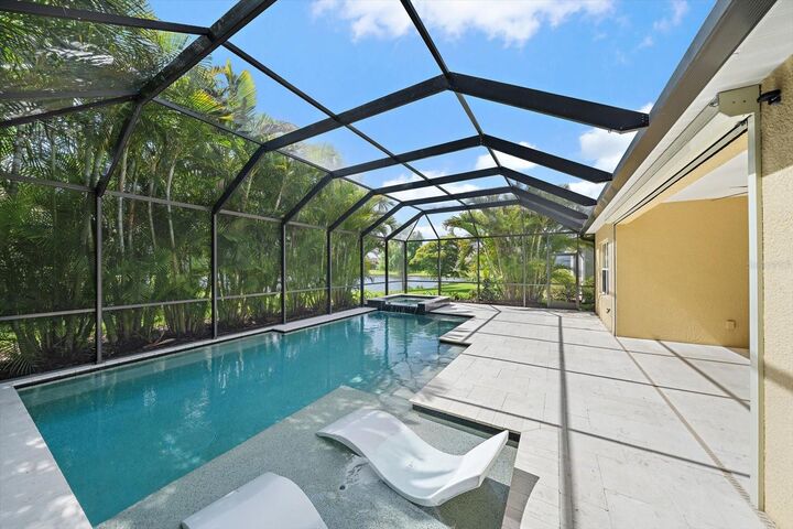 Property Photo: 172 Cohosh Road FL 34275